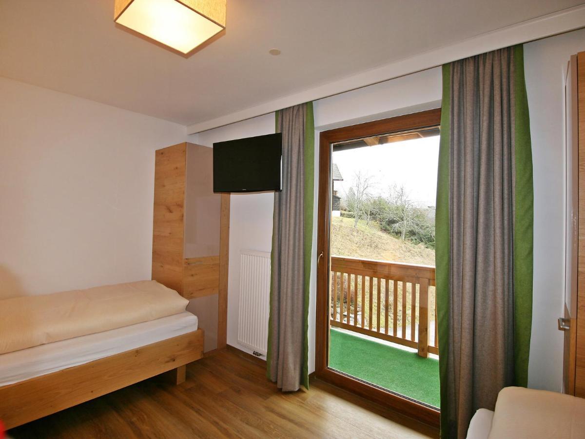 Holiday Home Happy By Interhome Eben Im Pongau Εξωτερικό φωτογραφία