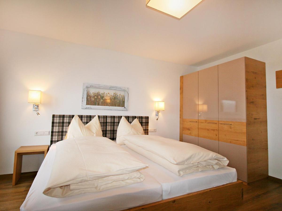 Holiday Home Happy By Interhome Eben Im Pongau Εξωτερικό φωτογραφία