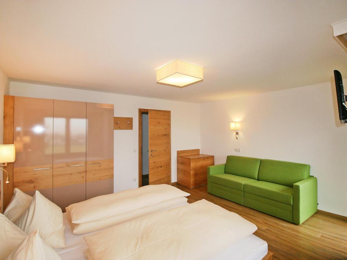 Holiday Home Happy By Interhome Eben Im Pongau Εξωτερικό φωτογραφία